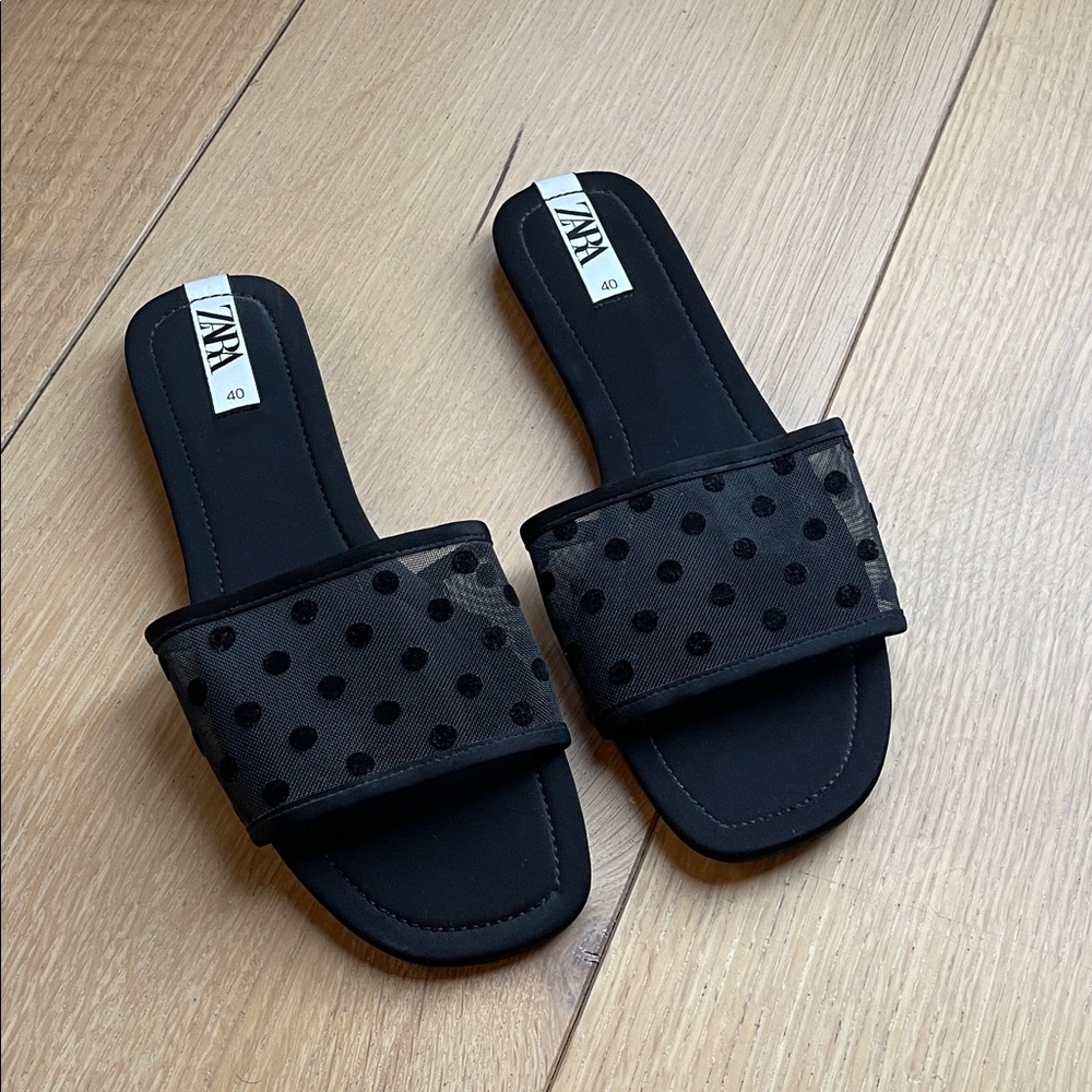 Zara Black Polka Dot Slide Sandals never worn